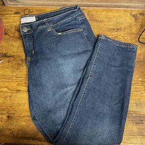 Torrid size 18s skinny jeans